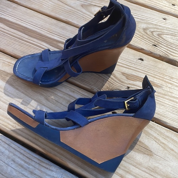 KATE SPADE Blue Suede Wedge Sandals Size 7 - Picture 14 of 14